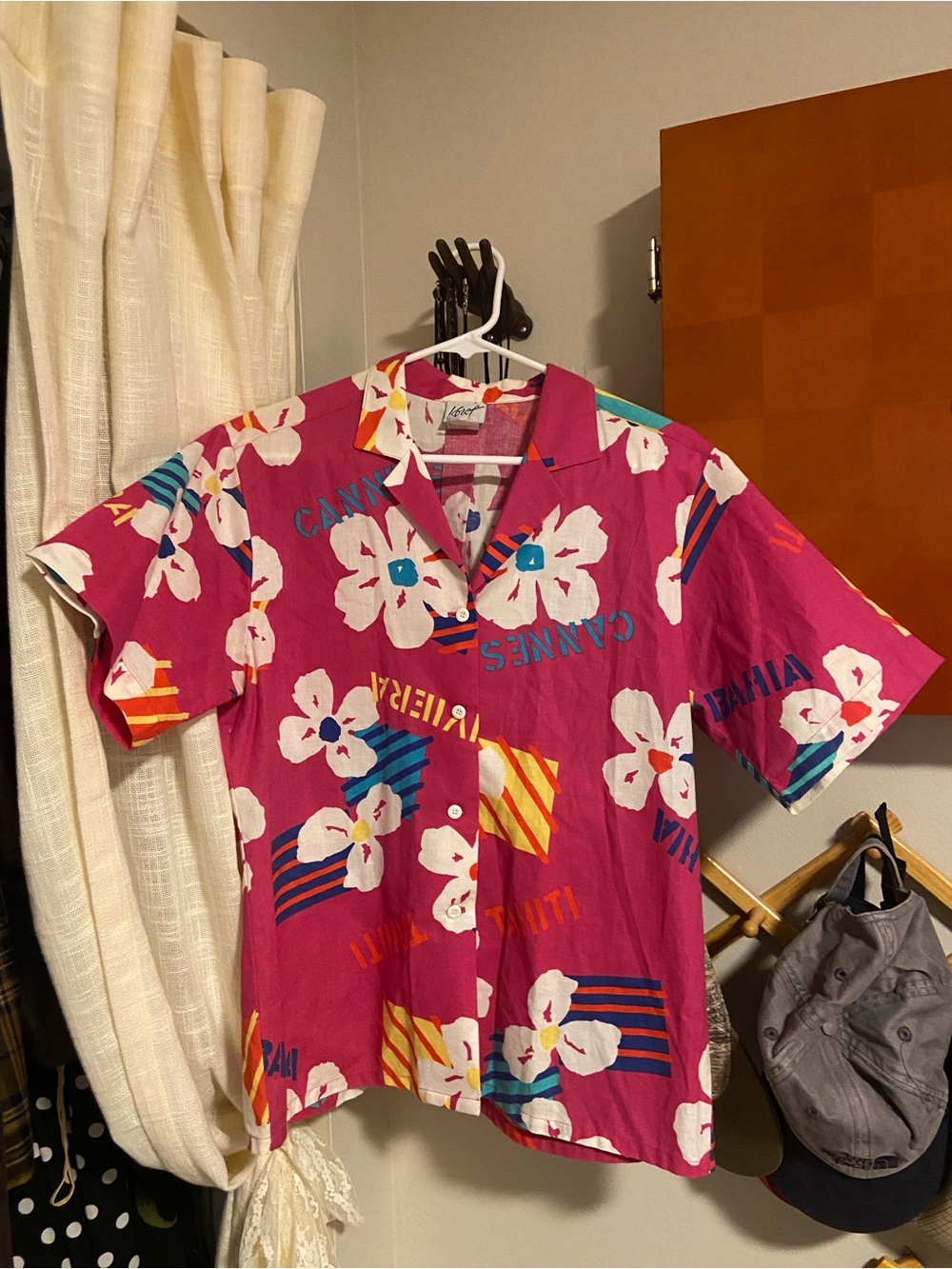 Union-Made Vintage Koret Pink Floral Short-Sleeve Button-Down Hawaiian Shirt